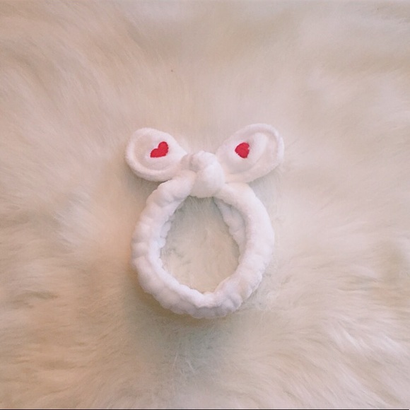 Yesstyle Accessories - heart hairband